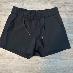Lululemon Black (Unlined) Short Size 6